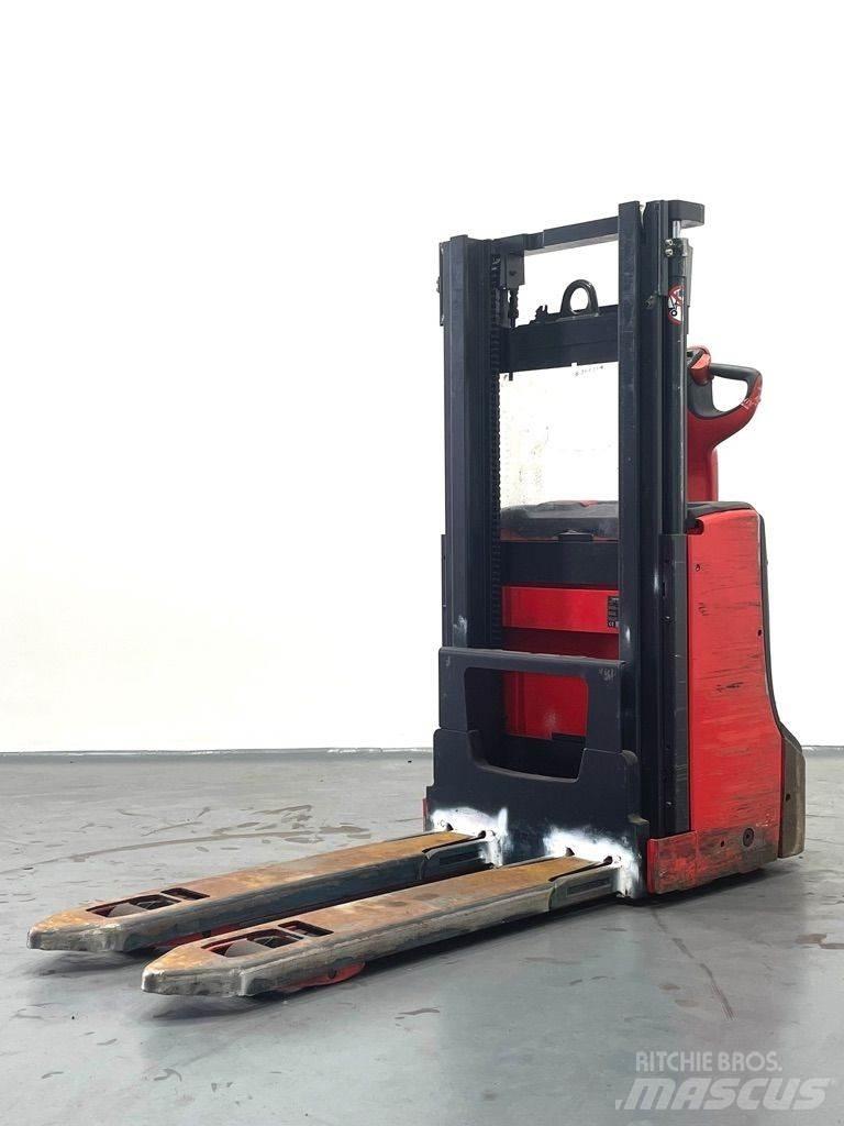 Linde D06-1160 Ručni električni viljuškar