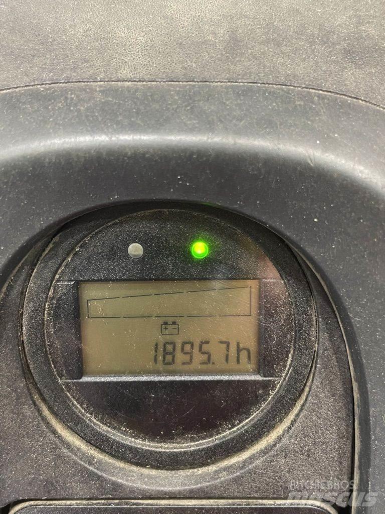 Linde D06-1160 Ručni električni viljuškar