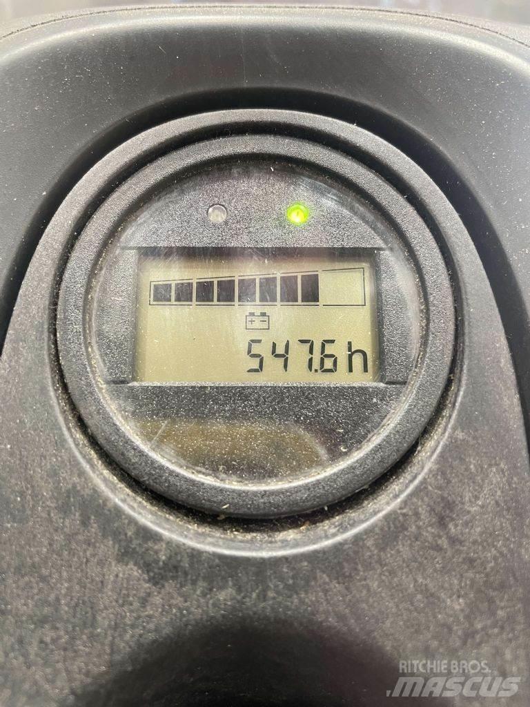 Linde D08-1160 Ručni električni viljuškar