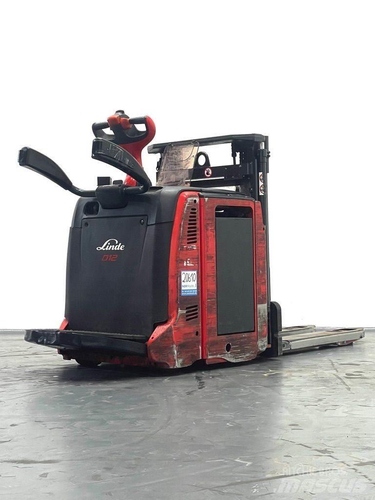 Linde D12AP-133 Ručni električni viljuškar
