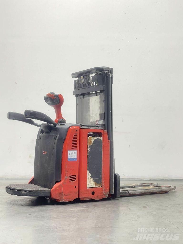 Linde D12AP-133 Ručni električni viljuškar