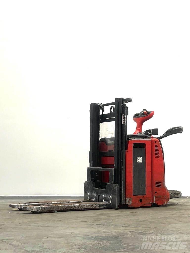 Linde D12HPAP-133 Ručni električni viljuškar