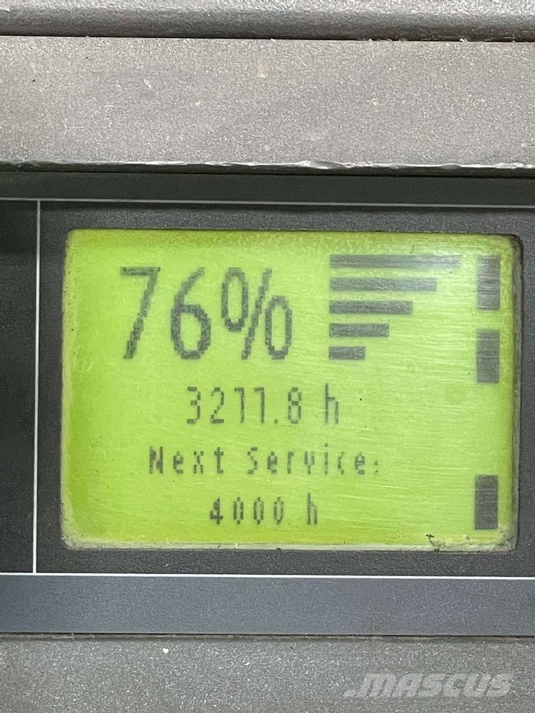 Linde D12HPAP-133 Ručni električni viljuškar