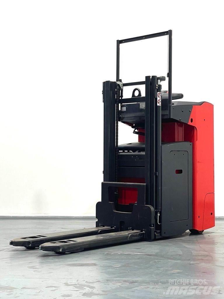 Linde D12SF-1164 Ručni električni viljuškar
