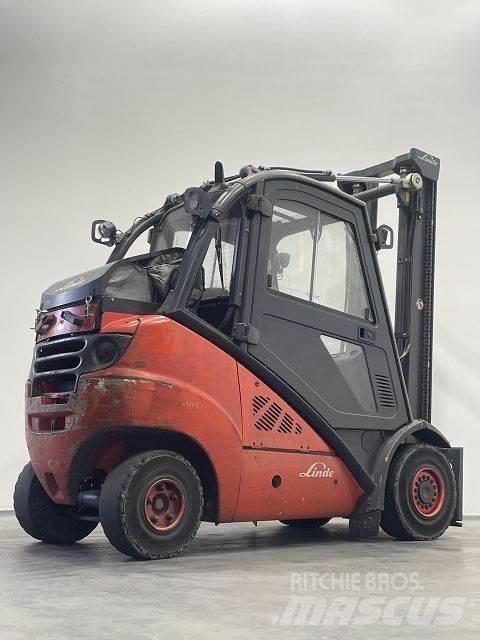 Linde H30T-01 393 Plinski viljuškari