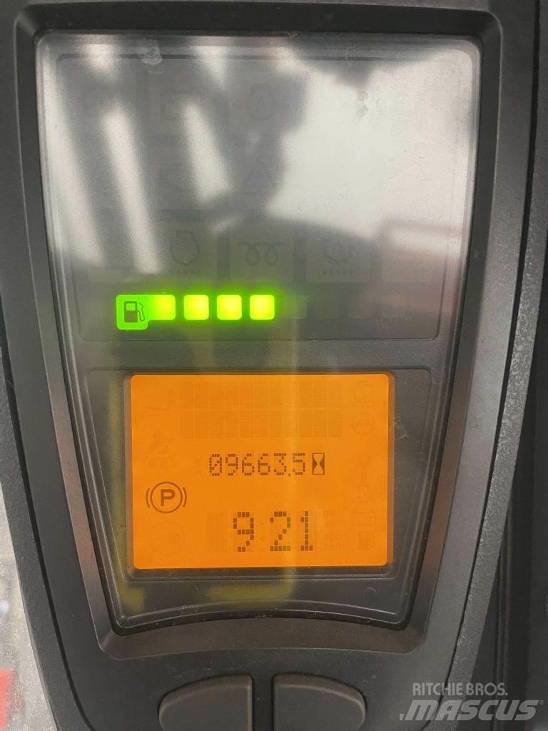 Linde H30T-02-393 Plinski viljuškari