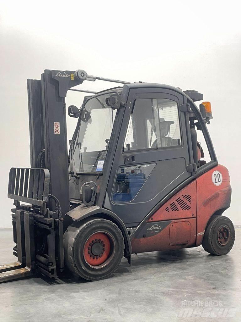 Linde H30T-02-393 Plinski viljuškari
