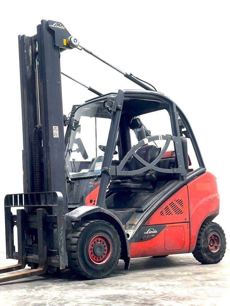 Linde H30T-393-EVO Plinski viljuškari