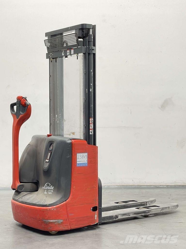 Linde L12-1172 Ručni električni viljuškar