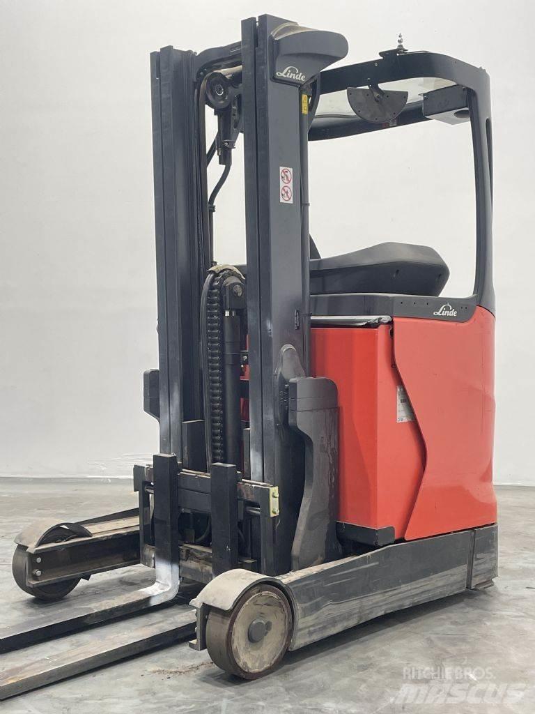 Linde R10B-01-1120 Viljuškari sa pomičnim stupom