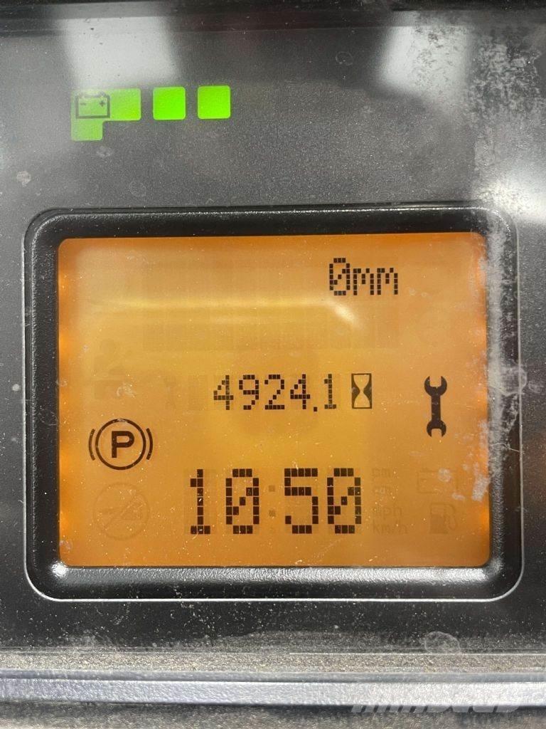 Linde R16-01-1120 Viljuškari sa pomičnim stupom