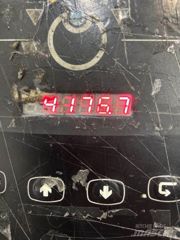 Linde V10-5212 Niskodizajući komisioni viljuškar