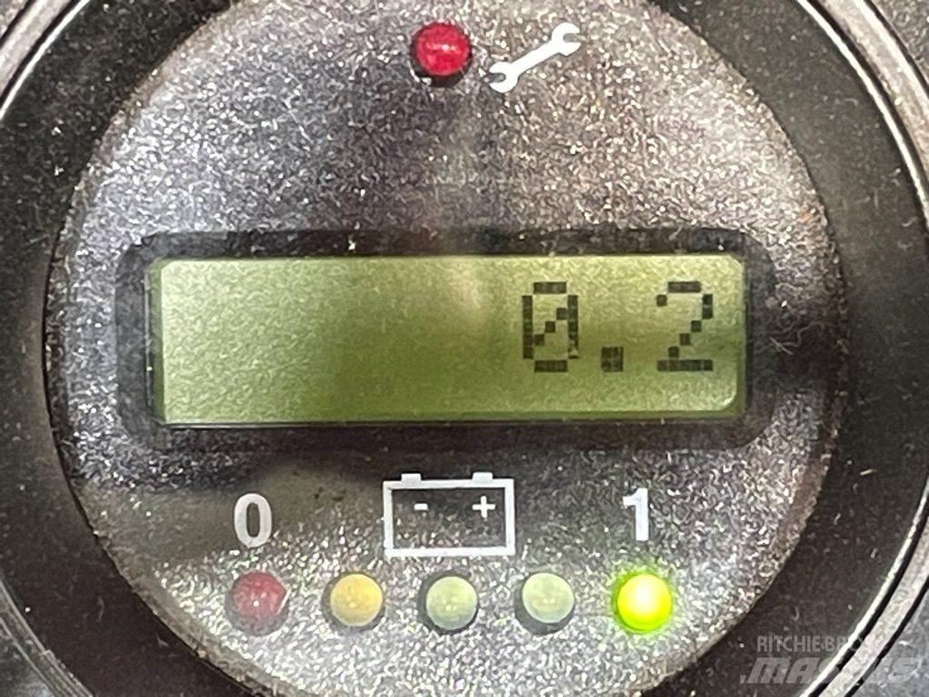 Logitrans Self1002 Ručni električni viljuškar