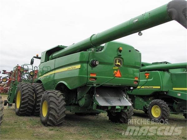 John Deere S680 Kombajni