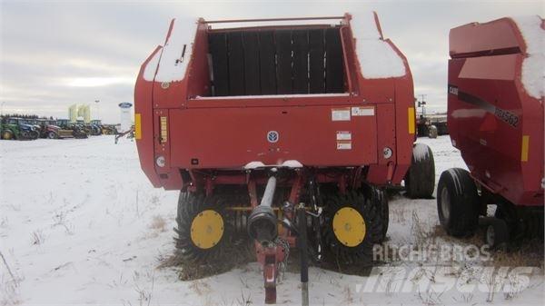 New Holland BR780 Prese/balirke za rolo bale
