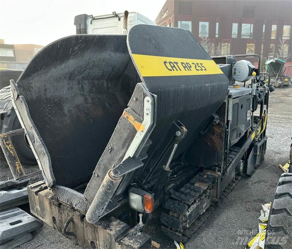 CAT AP255 Paver Asfaltni finišeri