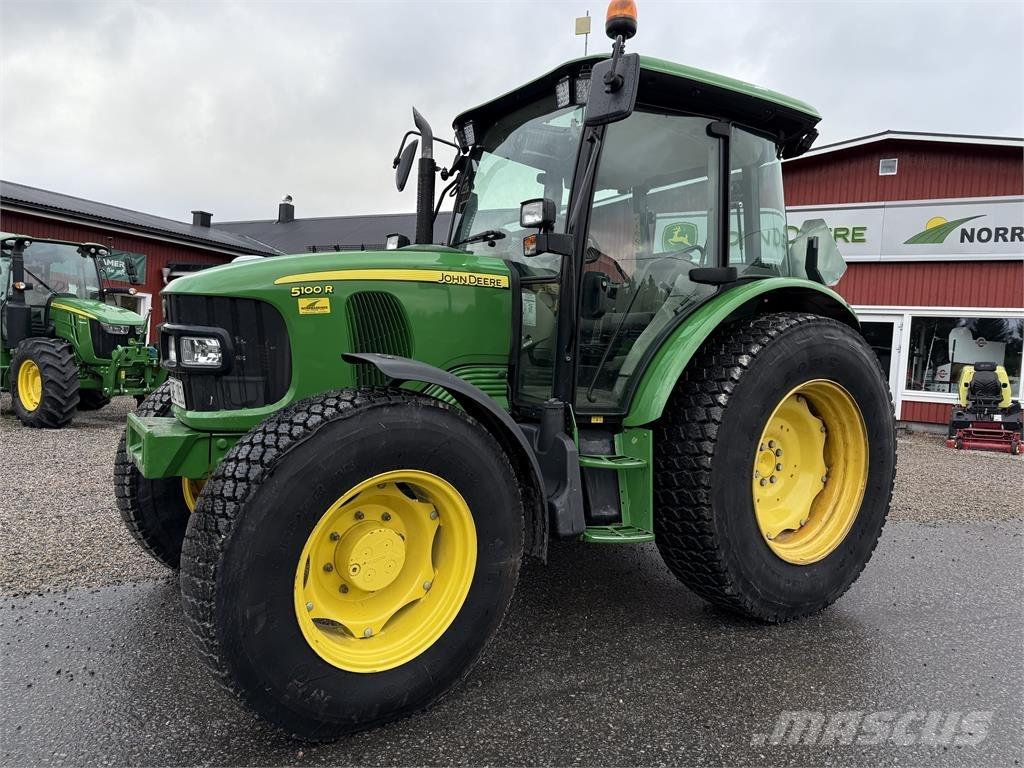 John Deere 5100R Traktori
