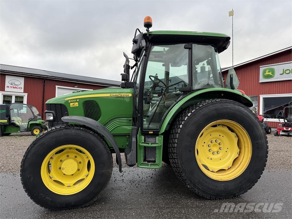 John Deere 5100R Traktori