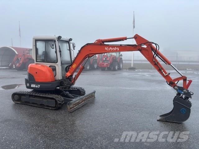 Kubota U35-3 a Bageri guseničari