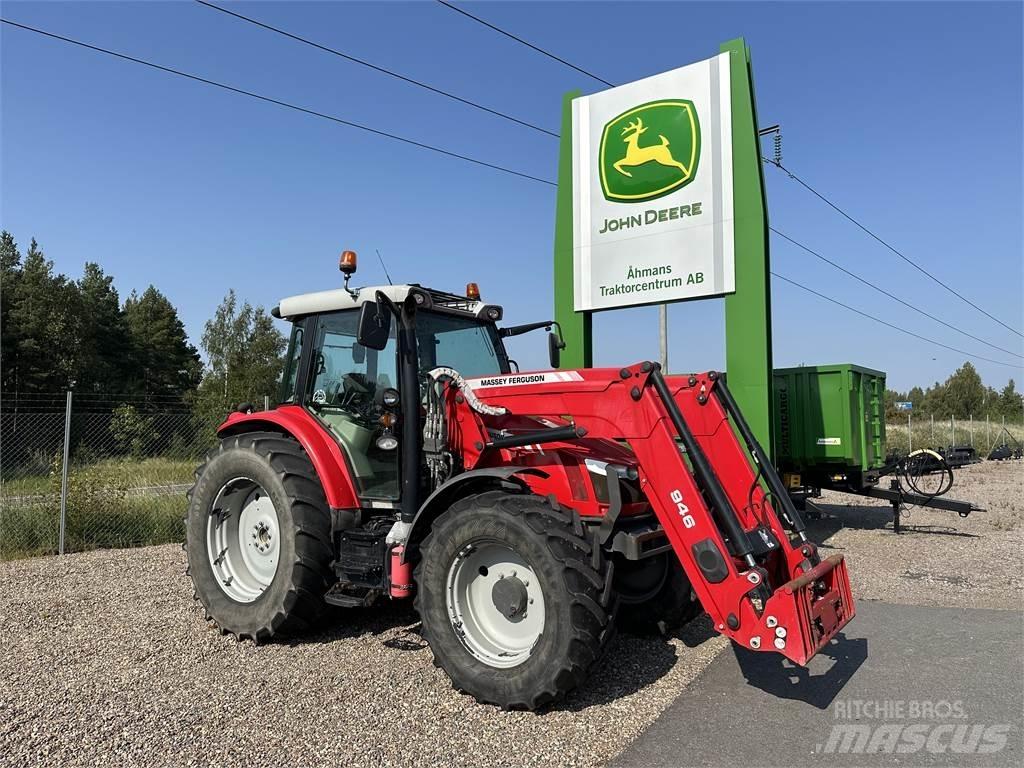 Massey Ferguson 5712 Traktori