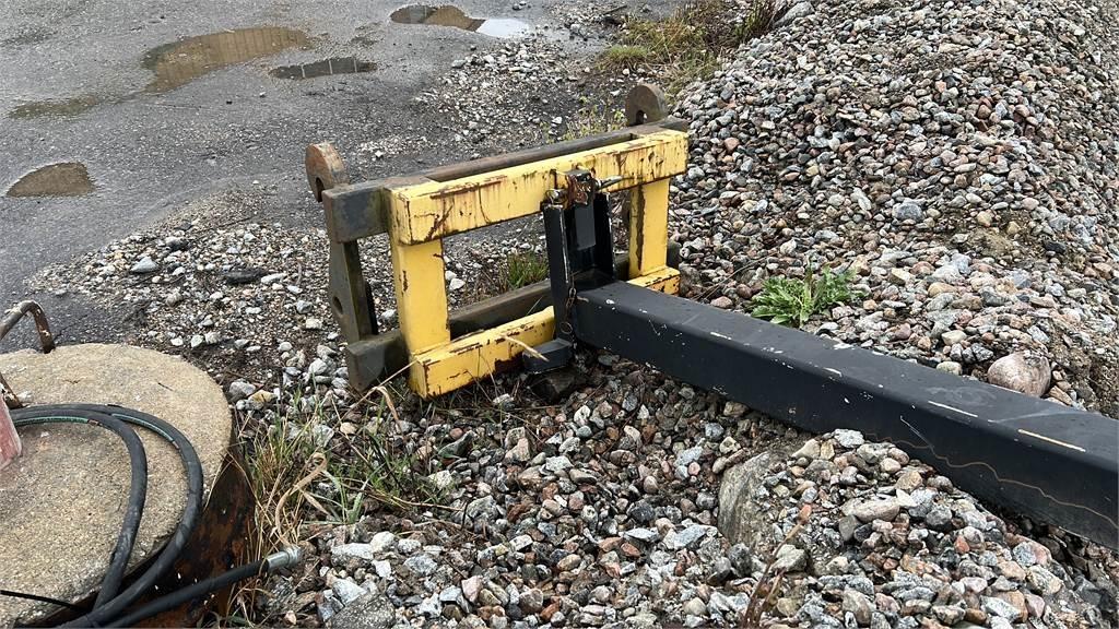  med kramer fäste Ostala oprema i komponente