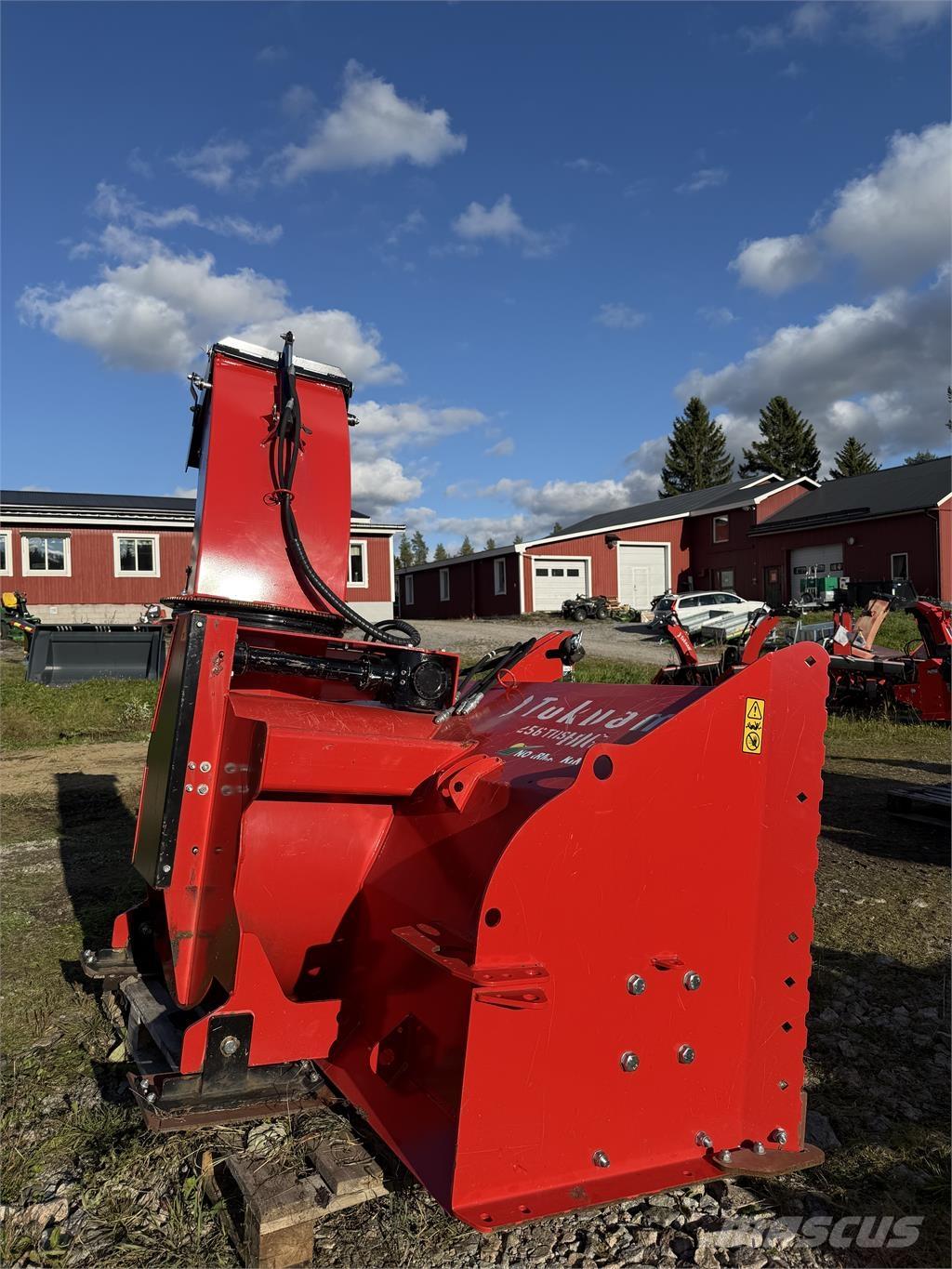 Tokvam 256 THS BIG Snežne freze