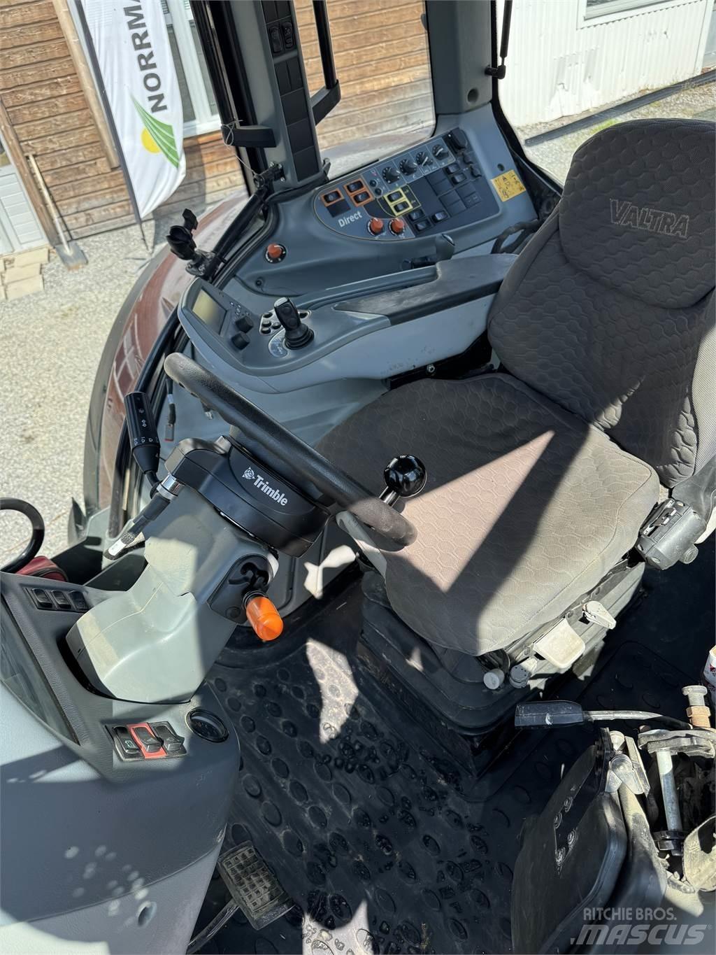 Valtra T203 Direct Traktori