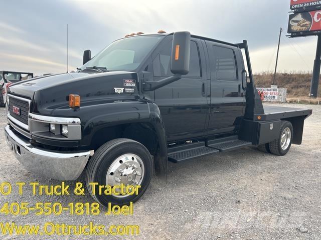 GMC C5500 Kamioni sa ravan platformom / vitlom