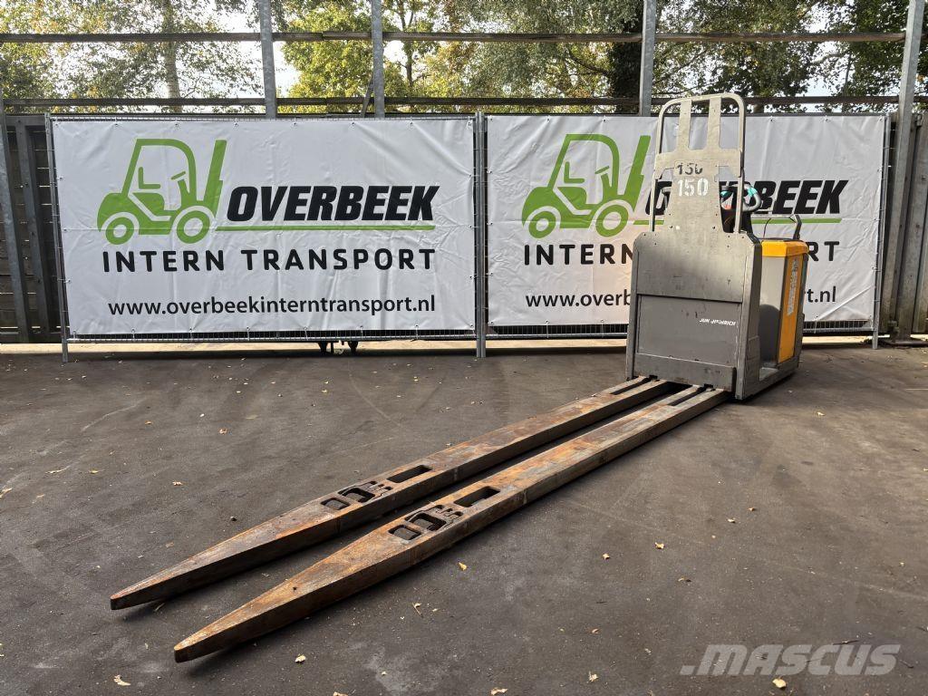 Jungheinrich ECE230 Samopogonski ručni viljuškari