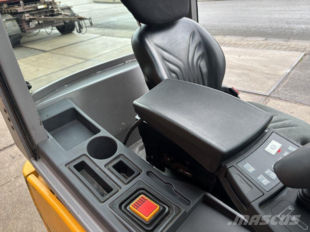 Jungheinrich EFG 216k Električni viljuškari