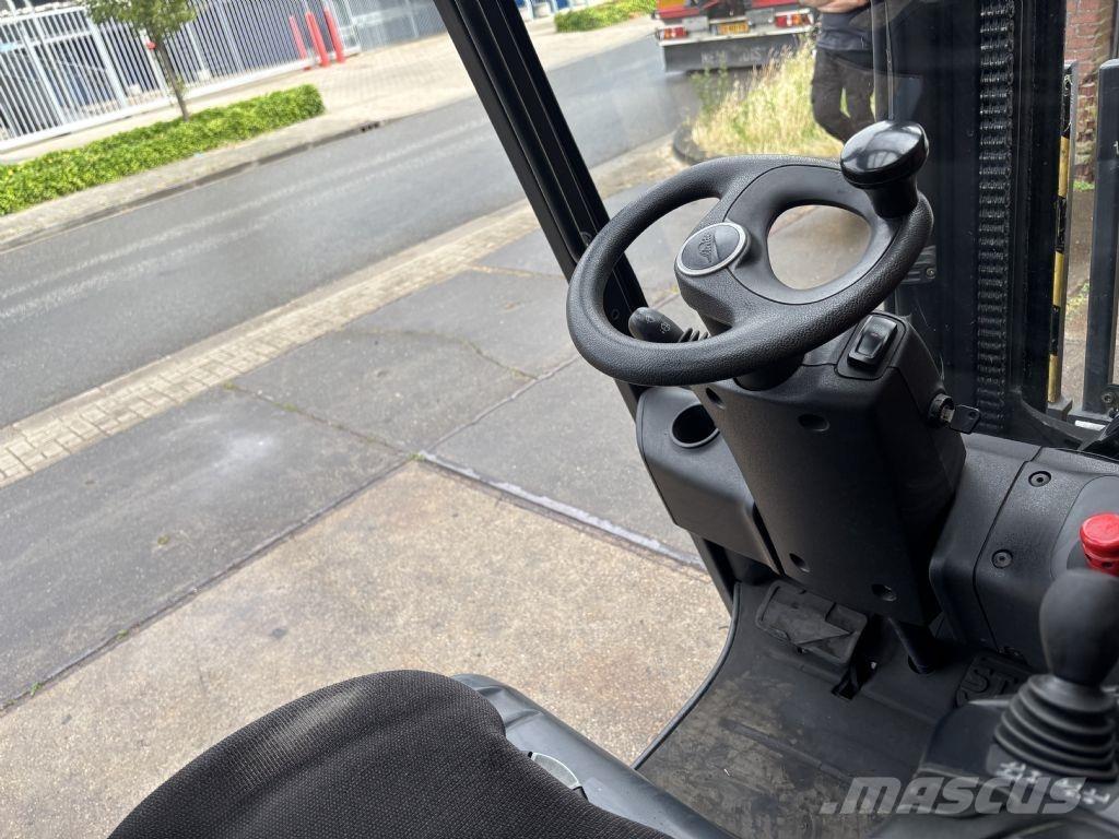 Linde E25HL-01/600 Električni viljuškari
