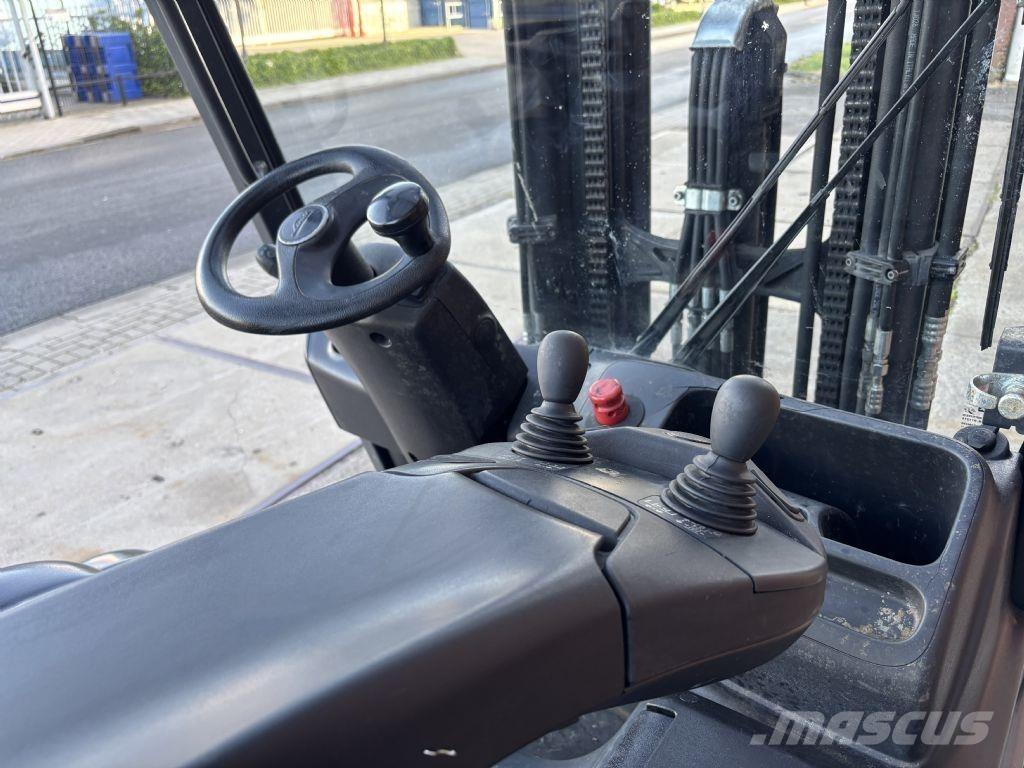 Linde E25HL-01/600 Električni viljuškari
