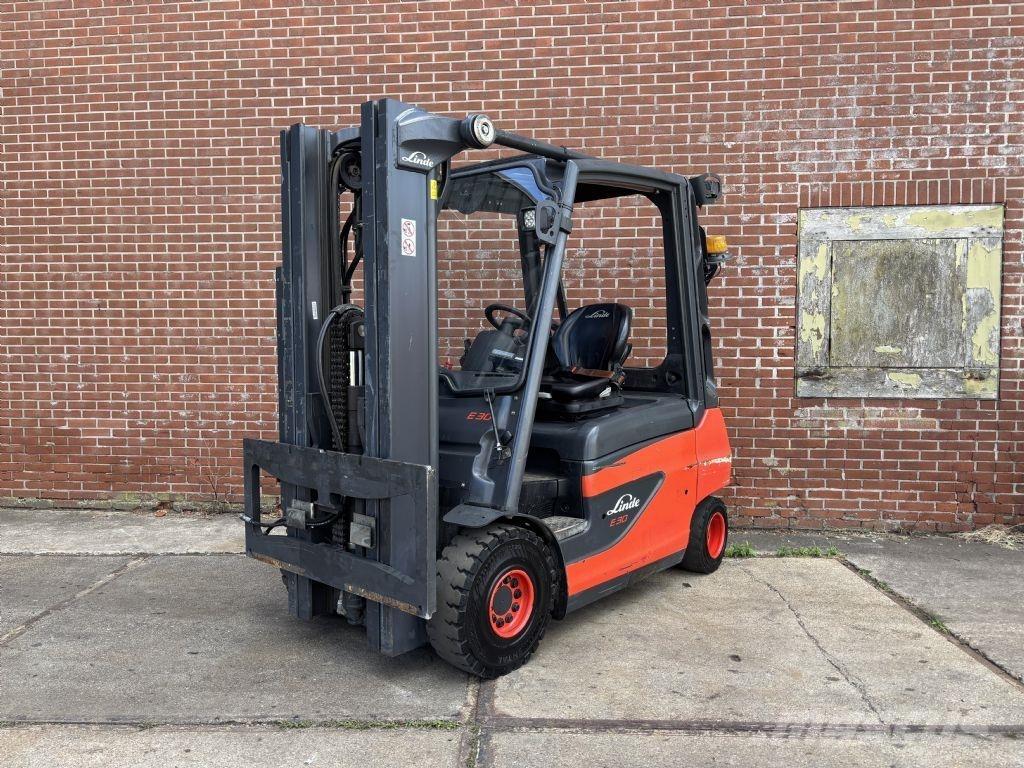 Linde E30-01 Električni viljuškari
