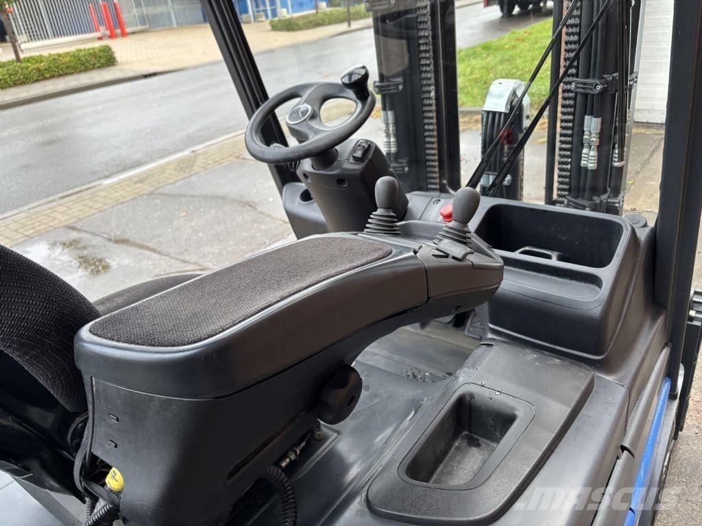 Linde E30L-01 Električni viljuškari