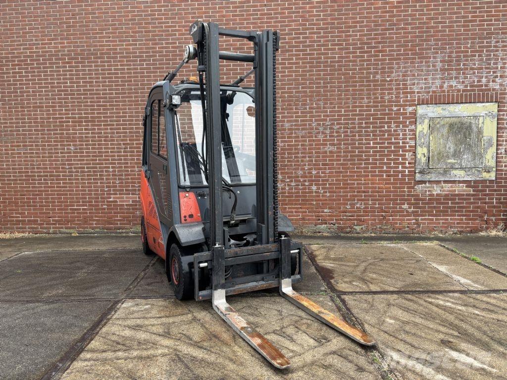 Linde H25T-01 Plinski viljuškari