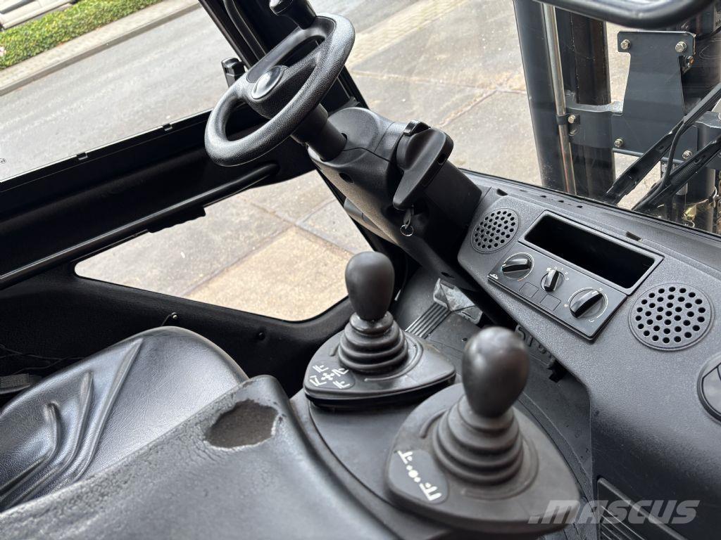 Linde H35T-01 Plinski viljuškari