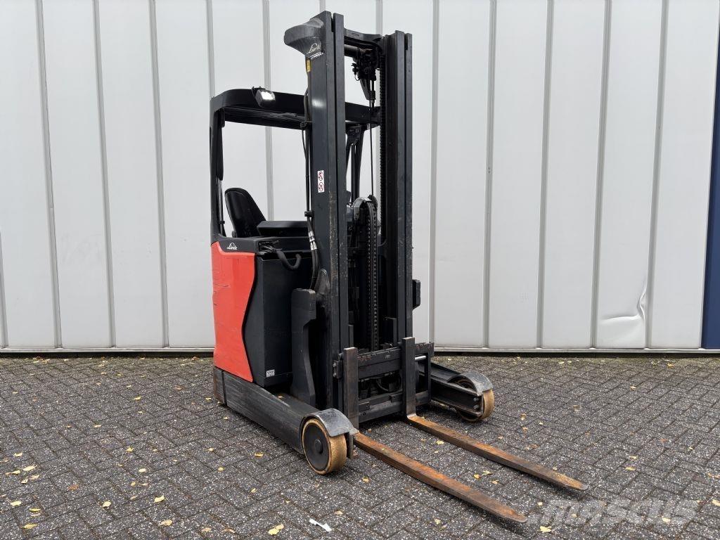 Linde R12B-01 Viljuškari sa pomičnim stupom