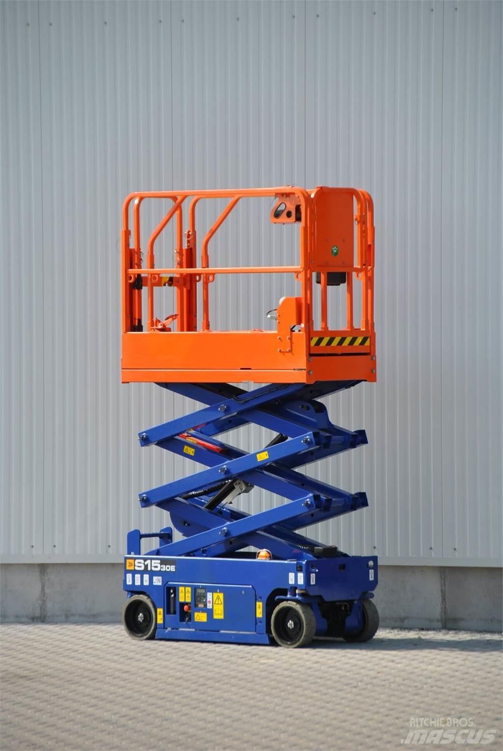 JCB S1530E Makazaste platforme