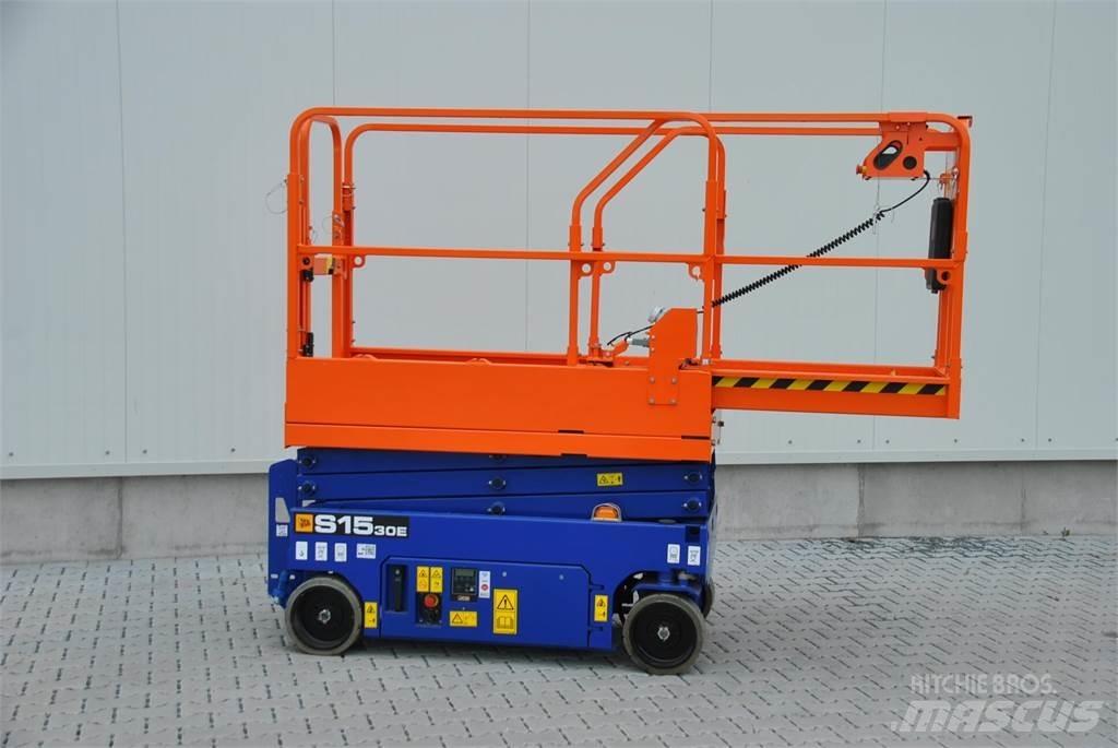 JCB S1530E Makazaste platforme