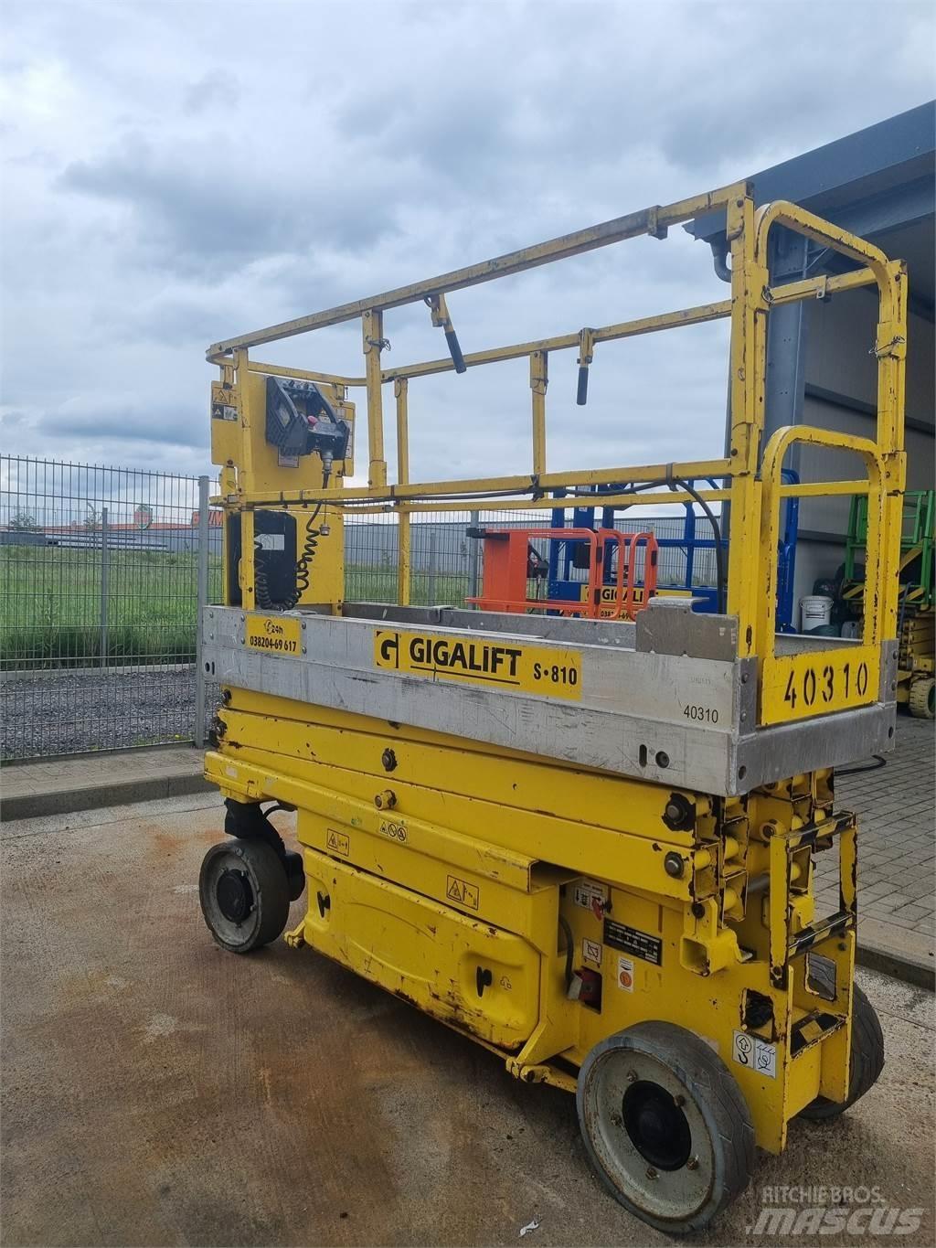 JLG 2030 ES Makazaste platforme