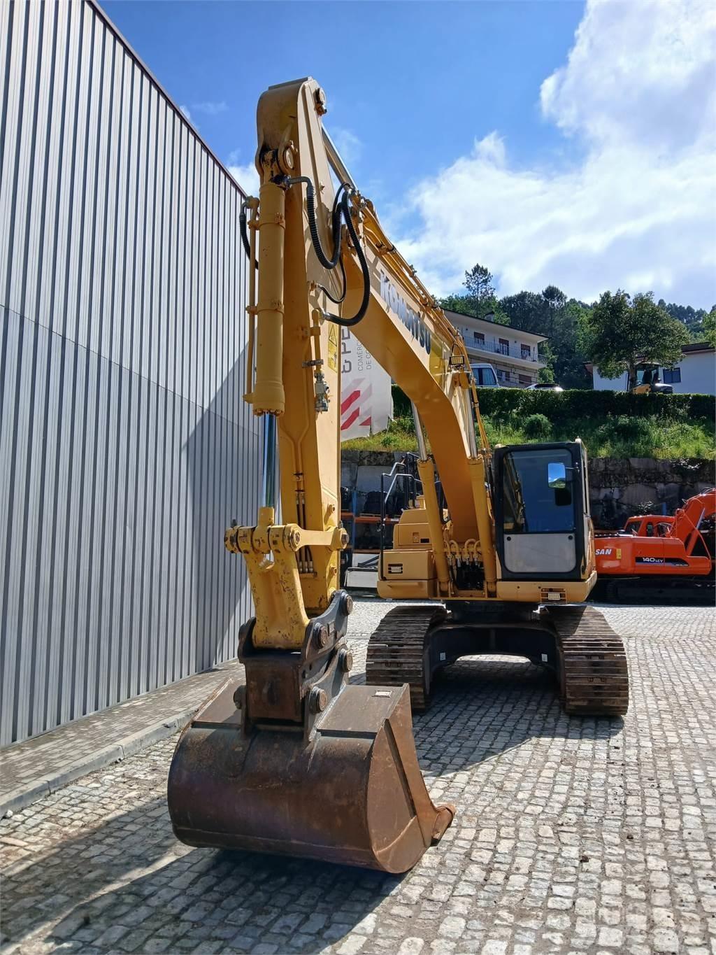 Komatsu PC210NLC-11 Bageri guseničari