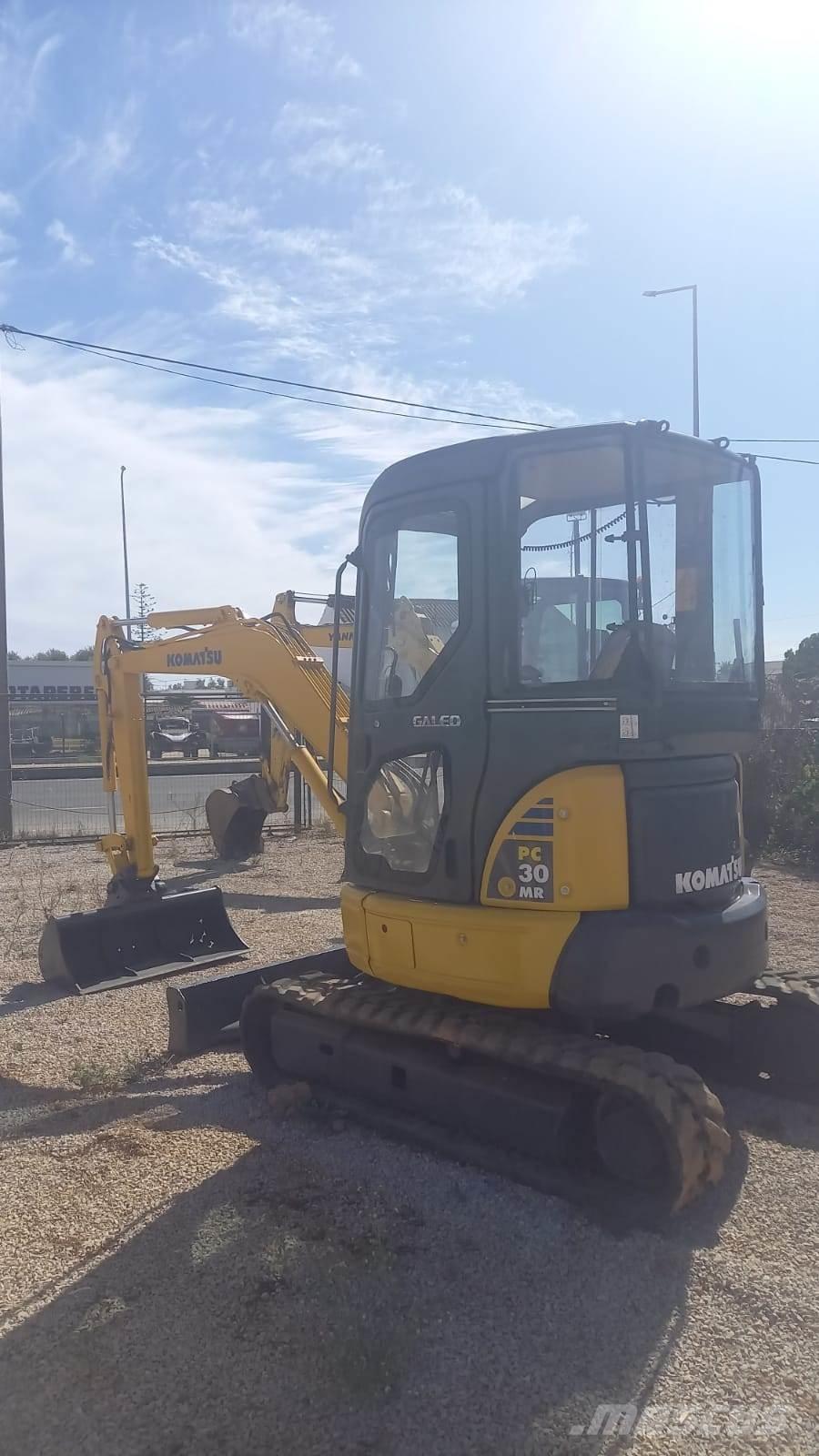 Komatsu PC30MR-2 Mini bageri < 7t