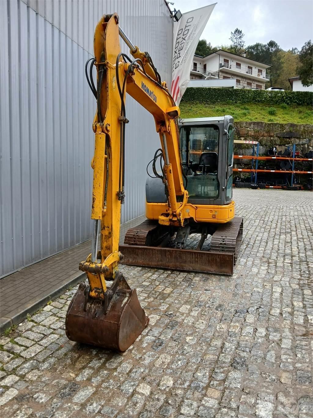 Komatsu PC50MR-2 Mini bageri < 7t
