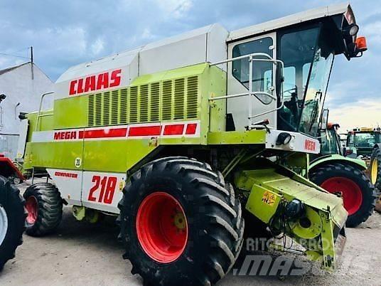 CLAAS MEGA 218 Kombajni