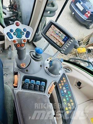 Fendt 933 VARIO Traktori