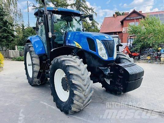 New Holland T7030 Traktori
