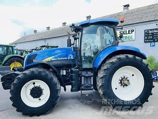New Holland T7030 Traktori