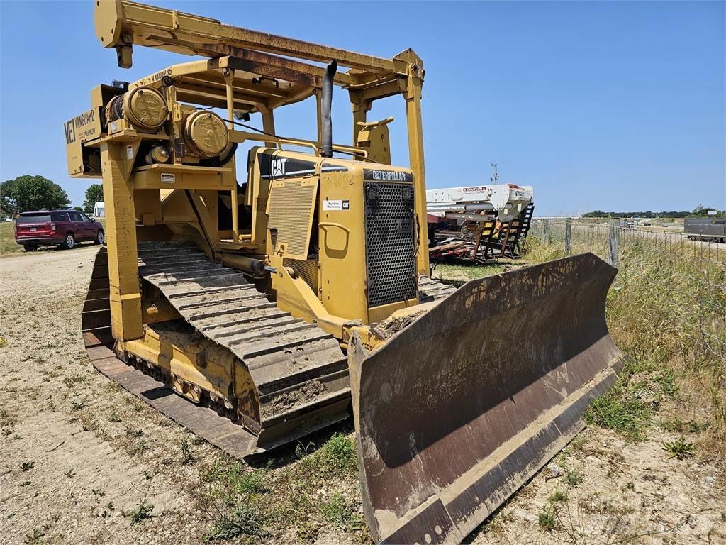 CAT D5N LGP Buldožeri guseničari