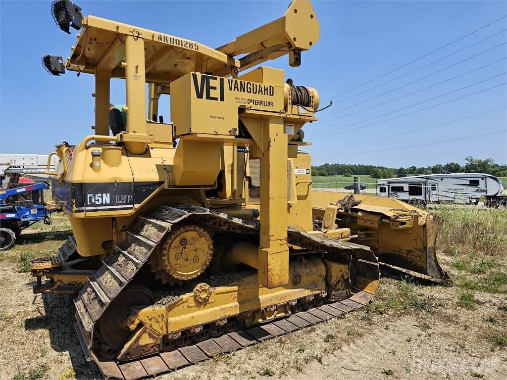 CAT D5N LGP Buldožeri guseničari