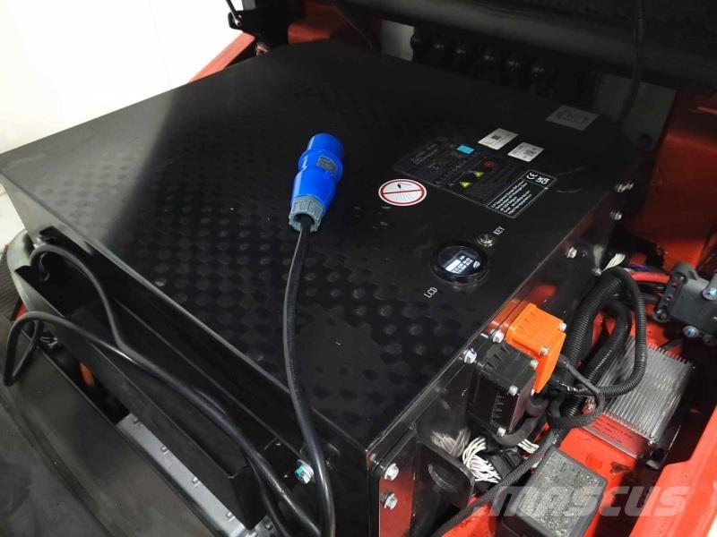 EP EFL203P FT 280 NC Električni viljuškari